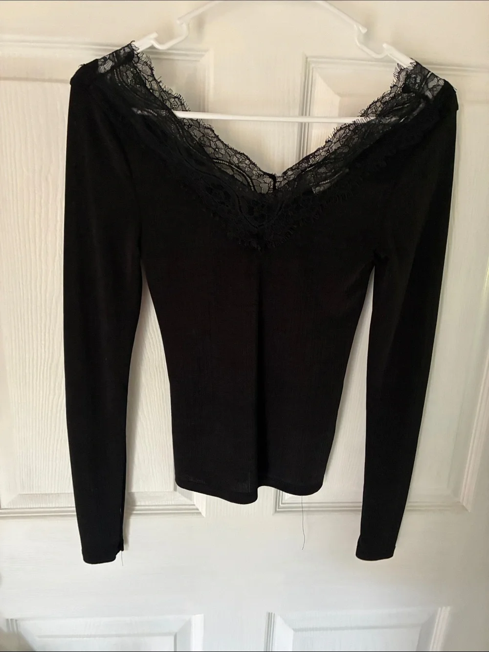 H&M Black Lace-Trim Long Sleeve V-Neck Top